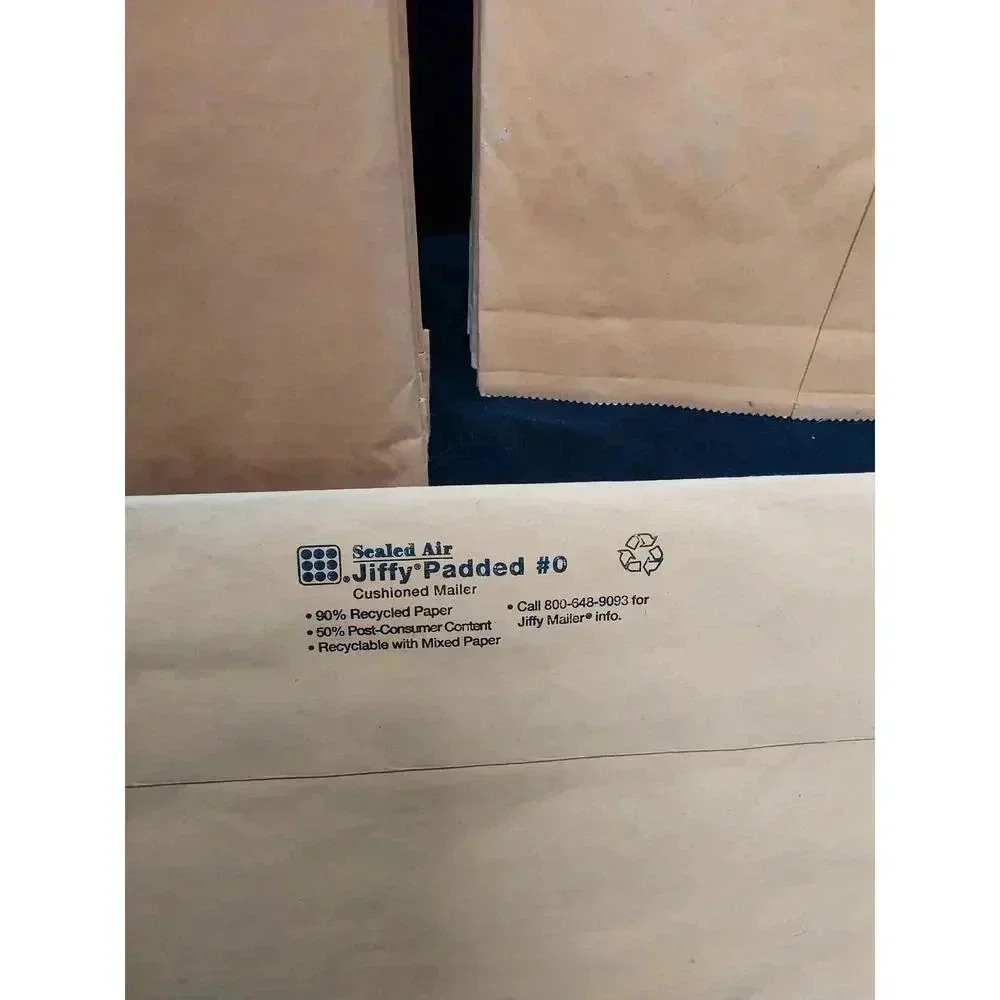 12 Jiffy Padded #0 Cushioned Mailer 6